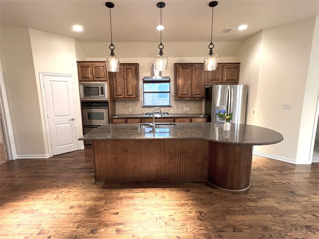 1490 Coldstone Drive, Frisco, TX 75034