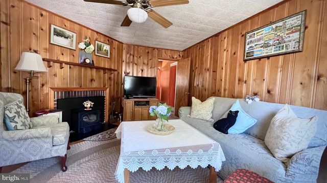 134 S FAIRFIELD DR, Dover, DE 19901