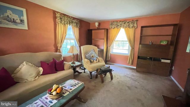 134 S FAIRFIELD DR, Dover, DE 19901