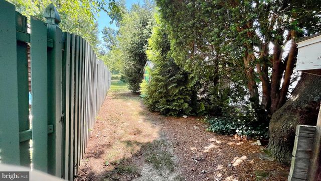 134 S FAIRFIELD DR, Dover, DE 19901
