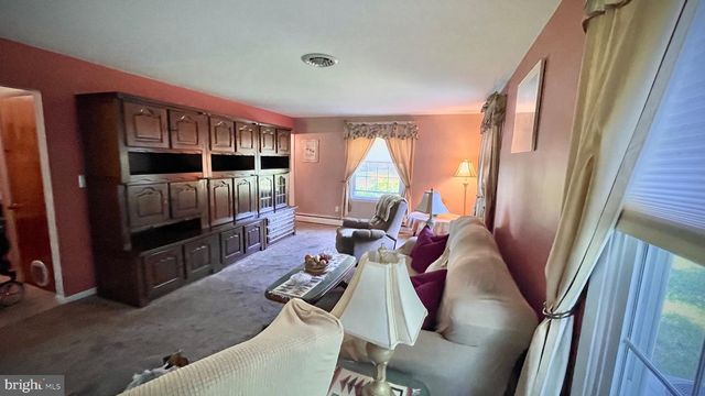 134 S FAIRFIELD DR, Dover, DE 19901