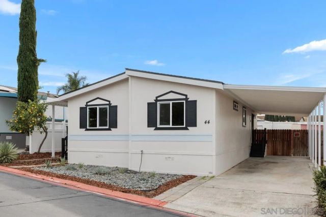 1750 Citracado 44, Escondido, CA 92029