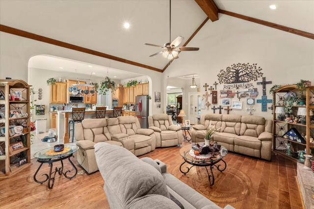 10115 SE County Road 4240, Kerens, TX 75144