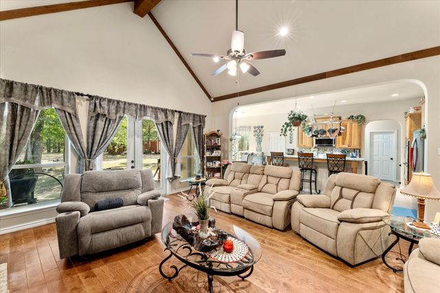 10115 SE County Road 4240, Kerens, TX 75144