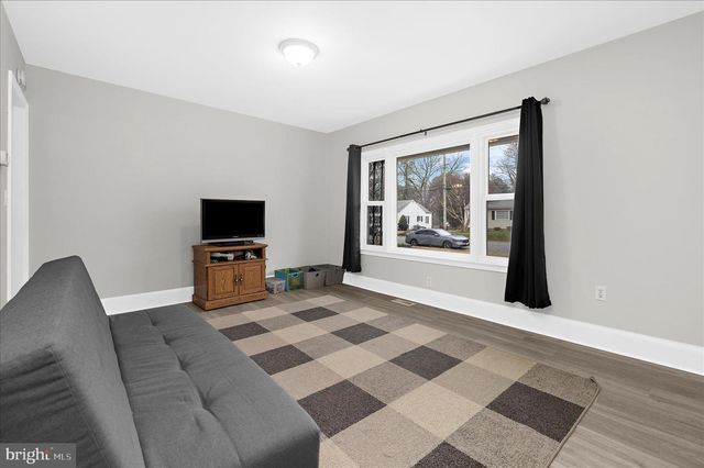 208 ELM ST, Centreville, MD 21617