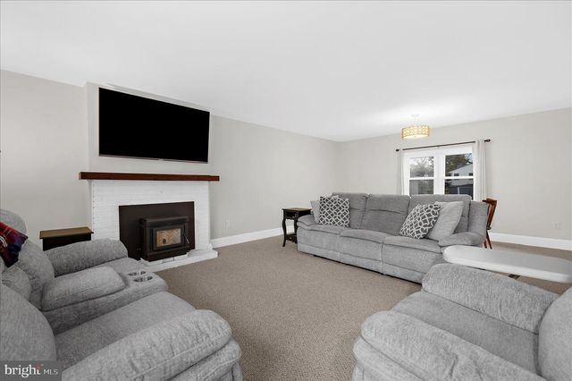 208 ELM ST, Centreville, MD 21617