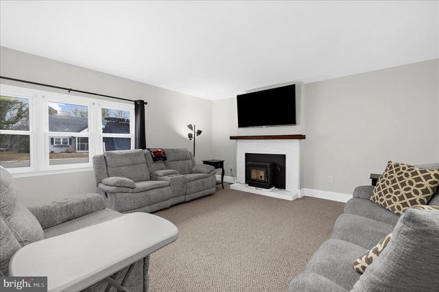 208 ELM ST, Centreville, MD 21617