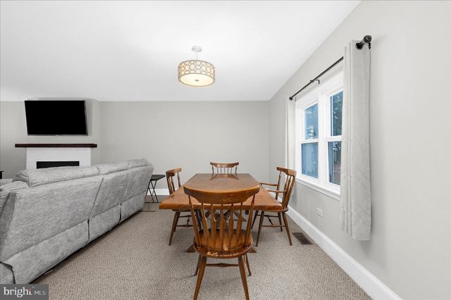 208 ELM ST, Centreville, MD 21617