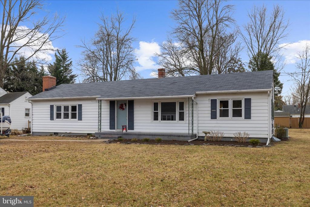 208 ELM ST, Centreville, MD 21617