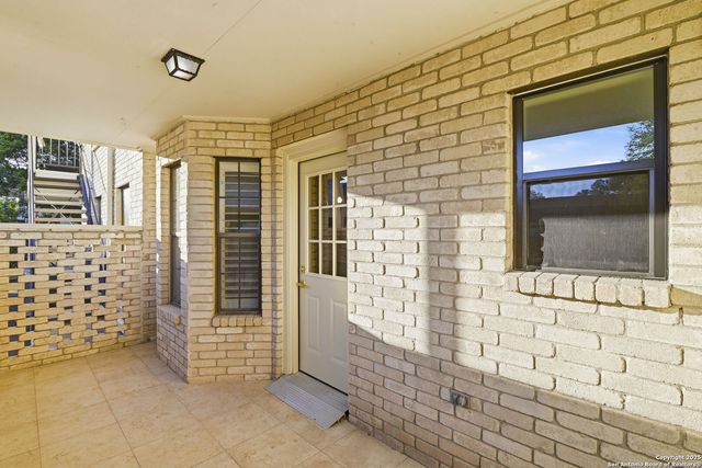 2611 Eisenhauer Rd Apt 1005, San Antonio, TX 78209