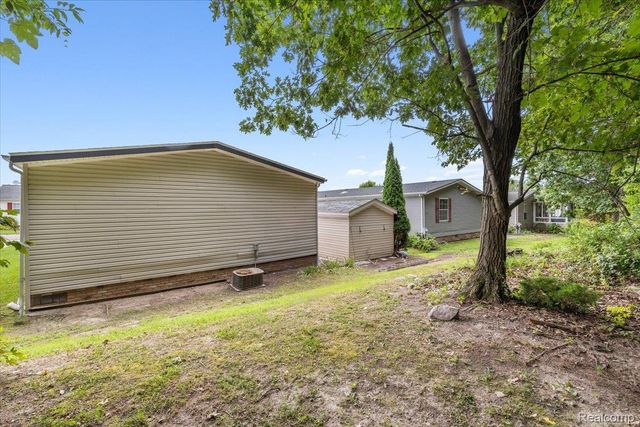 3403 Nottingham, Salem Township, MI 48167