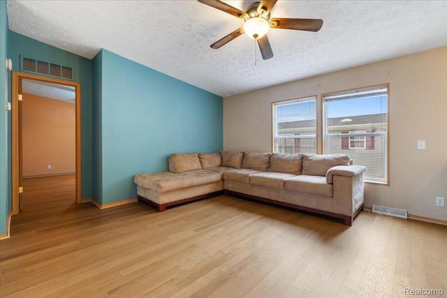 3403 Nottingham, Salem Township, MI 48167