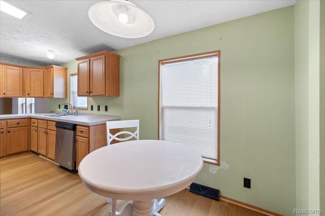 3403 Nottingham, Salem Township, MI 48167