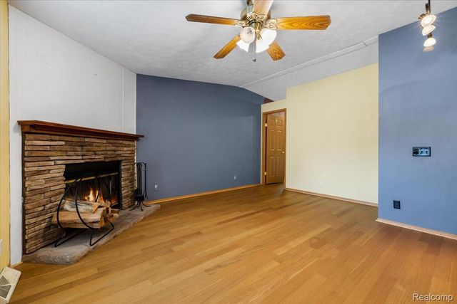 3403 Nottingham, Salem Township, MI 48167