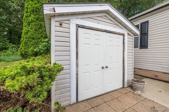 3403 Nottingham, Salem Township, MI 48167