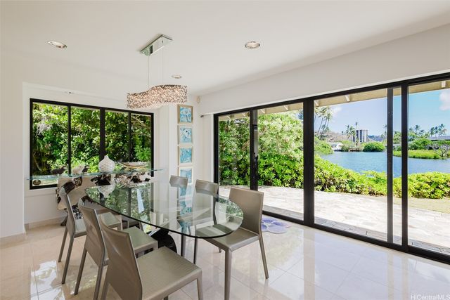 5949 Kalanianaole Highway A, Honolulu, HI 96821