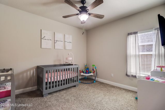 63 Saltmeadow Circle, Ocean Springs, MS 39564