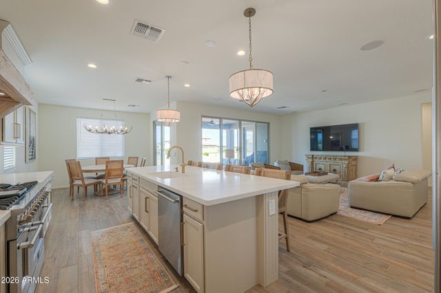 22274 N DANIEL Drive, Maricopa, AZ 85138