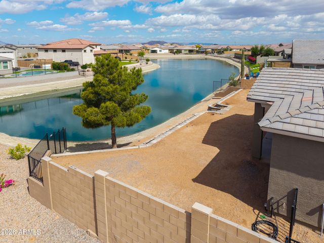 22274 N DANIEL Drive, Maricopa, AZ 85138