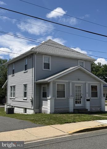 918 NEW RD, Elsmere, DE 19805
