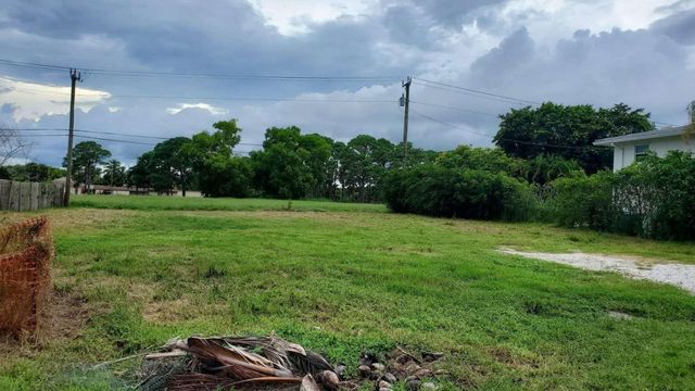 3135 Chapel Hill Boulevard, Boynton Beach, FL 33435