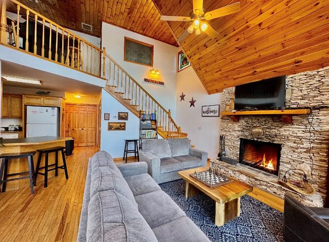 50 Lake Drive, Murphy, NC 28906