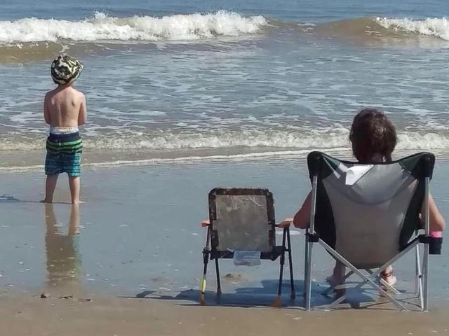 954 Eastview, Port Bolivar, TX 77650