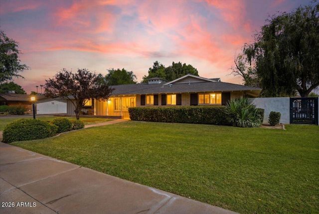 216 E GLENN Drive, Phoenix, AZ 85020