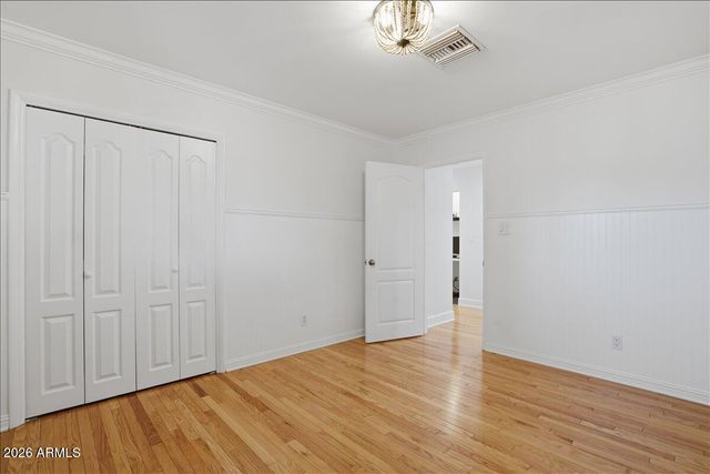 216 E GLENN Drive, Phoenix, AZ 85020