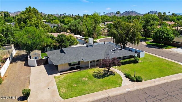 216 E GLENN Drive, Phoenix, AZ 85020