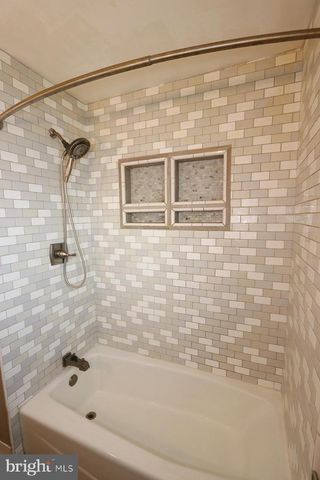 201 CASTELLO AVE, Hatboro, PA 19040