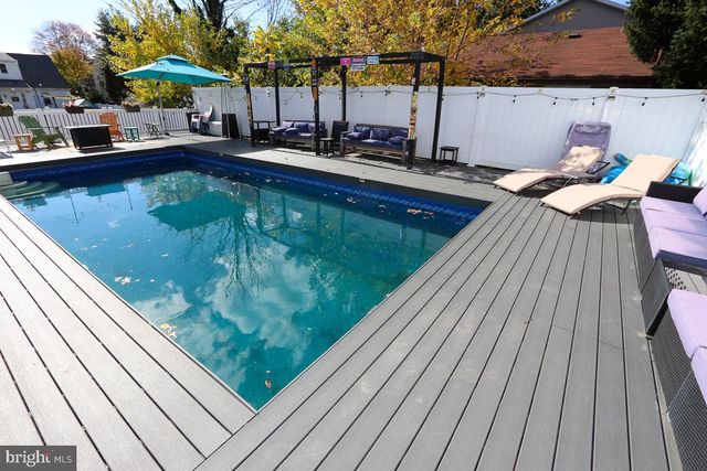 201 CASTELLO AVE, Hatboro, PA 19040