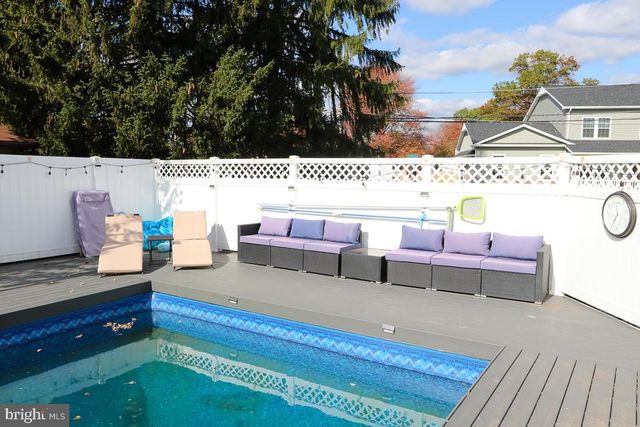 201 CASTELLO AVE, Hatboro, PA 19040