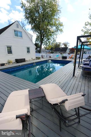 201 CASTELLO AVE, Hatboro, PA 19040