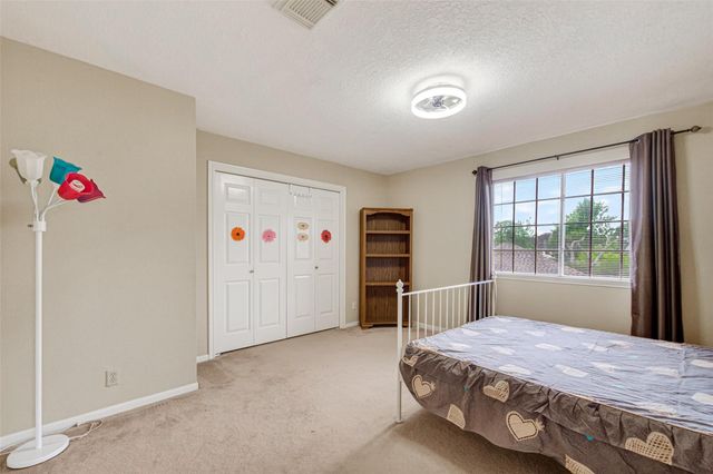 811 Colony Glen Court, Houston, TX 77062