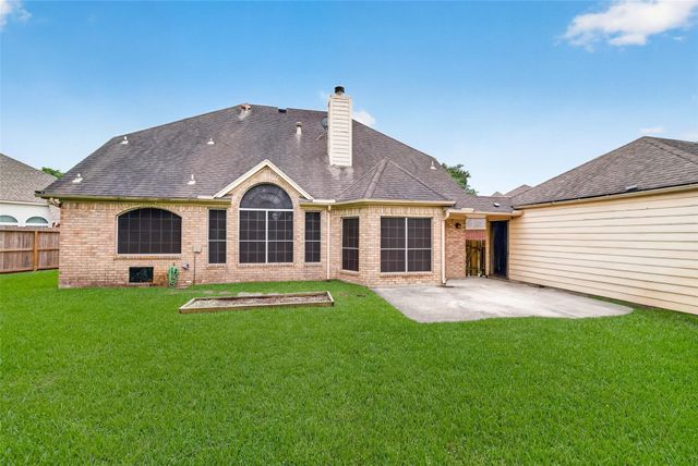 811 Colony Glen Court, Houston, TX 77062
