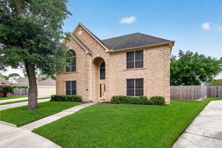811 Colony Glen Court, Houston, TX 77062