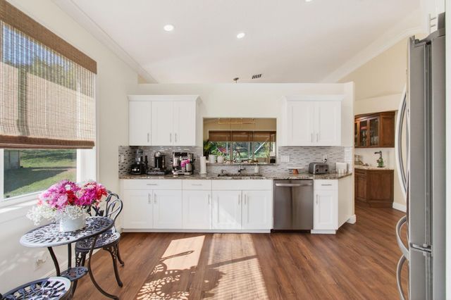 9168 Bay Point Circle, West Palm Beach, FL 33411