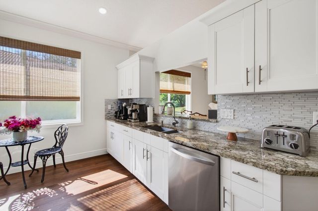 9168 Bay Point Circle, West Palm Beach, FL 33411