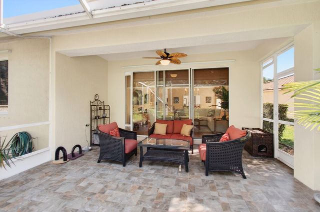 9168 Bay Point Circle, West Palm Beach, FL 33411