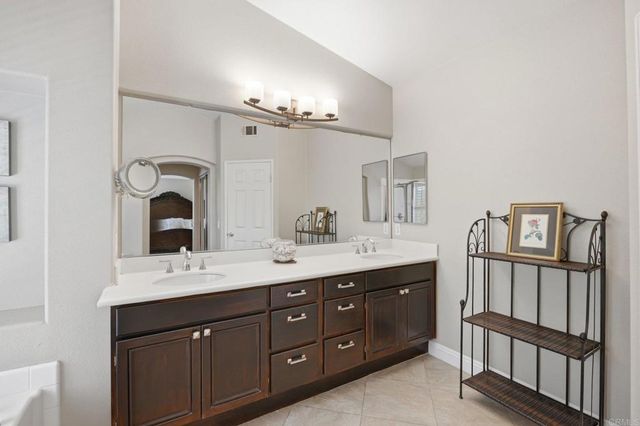 6838 Corte Diego, Carlsbad, CA 92009