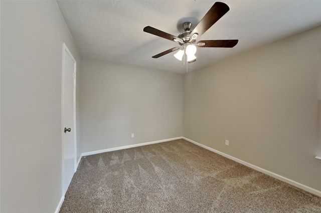 64 Hickory Oak Drive, Spring, TX 77381
