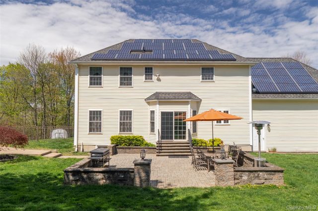 12 Ridgeview Lane, Marlboro, NY 12542