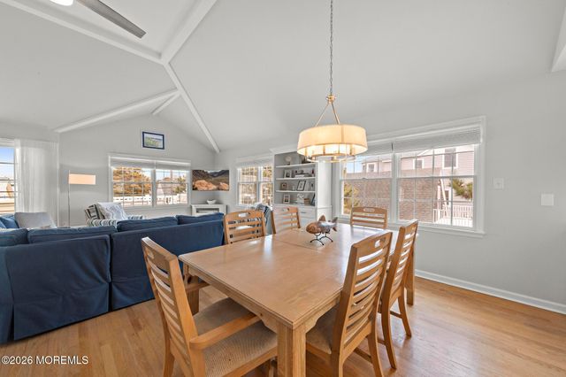 4 E Goldsborough Avenue, Long Beach Twp, NJ 08008