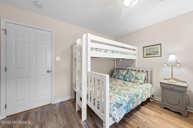 4 E Goldsborough Avenue, Long Beach Twp, NJ 08008