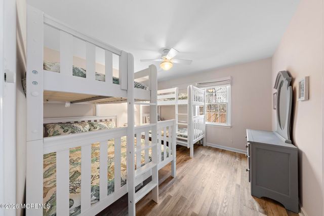 4 E Goldsborough Avenue, Long Beach Twp, NJ 08008