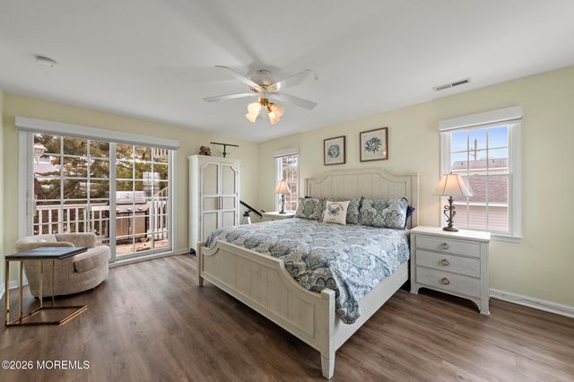 4 E Goldsborough Avenue, Long Beach Twp, NJ 08008