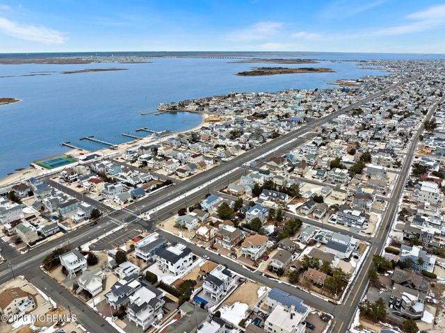 4 E Goldsborough Avenue, Long Beach Twp, NJ 08008