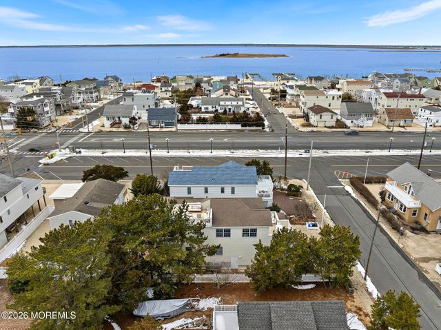 4 E Goldsborough Avenue, Long Beach Twp, NJ 08008