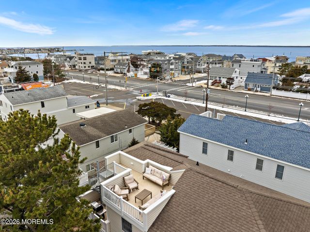 4 E Goldsborough Avenue, Long Beach Twp, NJ 08008